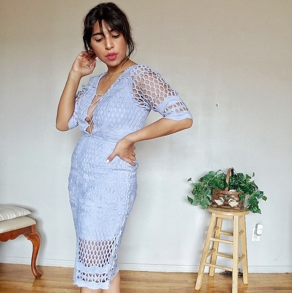 LAST 1| HEAVENLY BLUES CROCHET MIDI DRESS - Picture 2 of 8